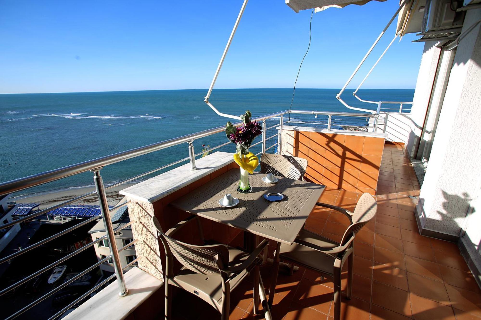 Nova Sea View Apartments Durres Exterior photo